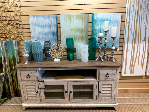 Furniture Store «La-Z-Boy Furniture Galleries», reviews and photos, 3010 Mallory Ln, Franklin, TN 37067, USA