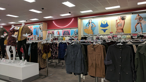 Department Store «Target», reviews and photos, 100 Willow St, Farmingdale, NY 11735, USA