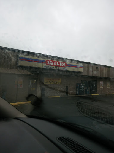 Grocery Store «Save-A-Lot», reviews and photos, 20 Taft Hwy, Dry Ridge, KY 41035, USA