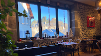 Atmosphère du Restaurant français L'Arbalète à Murol - n°12