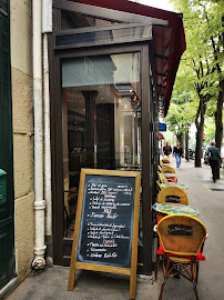 Photos du propriétaire du Restaurant Le Petít Café à Paris - n°6