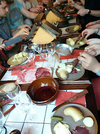 Raclette du Restaurant français Le Chalet d'Avron à Paris - n°16