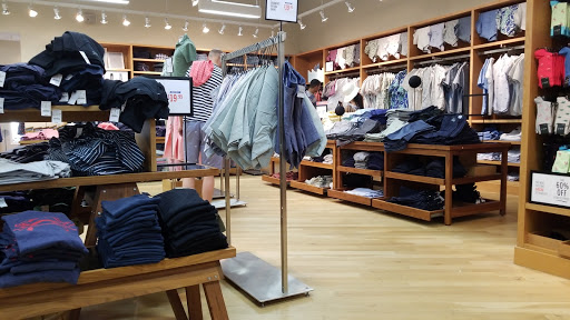 Clothing Store «J.Crew Factory», reviews and photos, 460 Evergreen Ct, Central Valley, NY 10917, USA