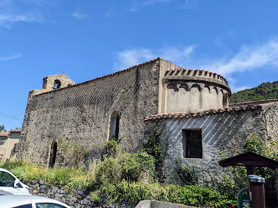 Église Saint-Jacques à Belvianes-et-Cavirac