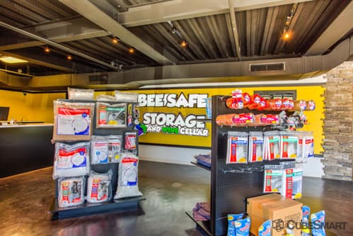 Self-Storage Facility «Bee Safe Storage», reviews and photos, 1016 Battleground Ave, Greensboro, NC 27408, USA