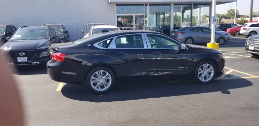 Hyundai Dealer «Napleton River Oaks Hyundai», reviews and photos, 1985 River Oaks Dr, Calumet City, IL 60409, USA