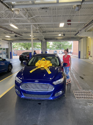 Used Car Dealer «CarMax», reviews and photos, 9750 Gray Rd, Indianapolis, IN 46280, USA