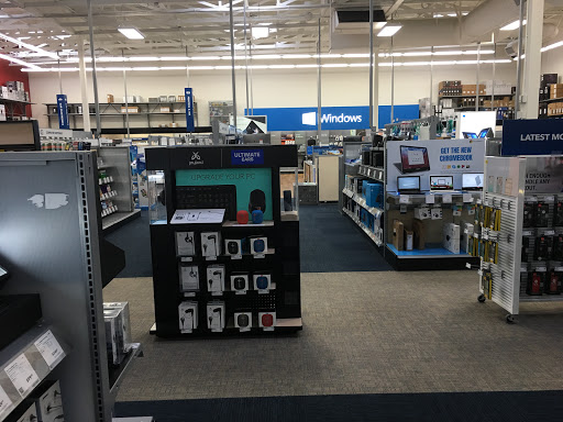Electronics Store «Best Buy», reviews and photos, 6000 E Lake Sammamish Pkwy SE, Issaquah, WA 98029, USA