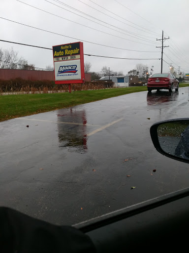 Auto Body Shop «Maaco Collision Repair & Auto Painting», reviews and photos, 252 Commonwealth Dr, Carol Stream, IL 60188, USA