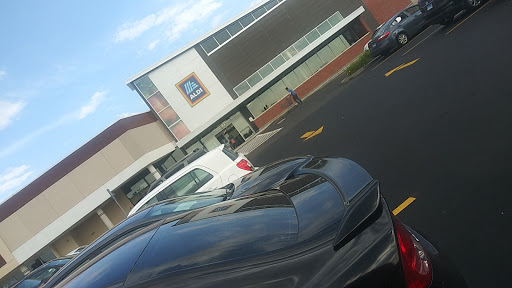 Supermarket «ALDI», reviews and photos, 1248 S Broad St, Wallingford, CT 06492, USA