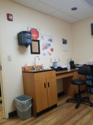 Optician «Walmart Vision & Glasses», reviews and photos, 5991 S Goldenrod Rd, Orlando, FL 32822, USA