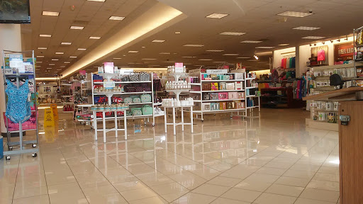 Department Store «Bealls Store», reviews and photos, 2671 W Osceola Pkwy, Kissimmee, FL 34741, USA