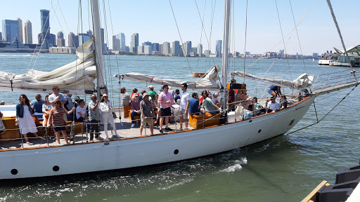 Shearwater Classic Schooner - Operated by Manhattan by Sail image 3