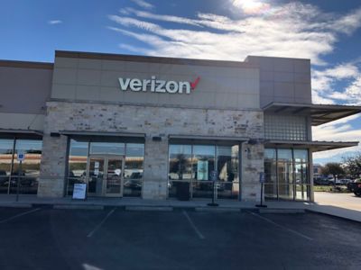 Cell Phone Store «Verizon», reviews and photos, 2802 Interstate 35 Frontage Rd h, New Braunfels, TX 78130, USA