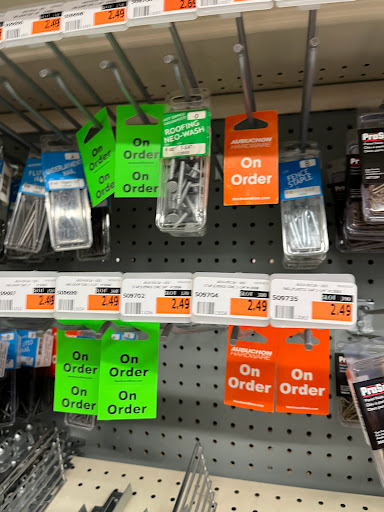 Hardware Store «Aubuchon Hardware», reviews and photos, 38 NH-25, Meredith, NH 03253, USA