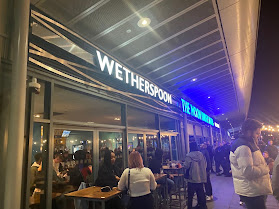 The Moon Under Water - JD Wetherspoon