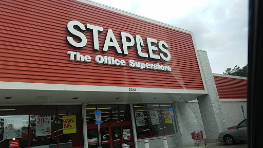 Staples, 2241 N Monroe St, Tallahassee, FL 32303, USA, 