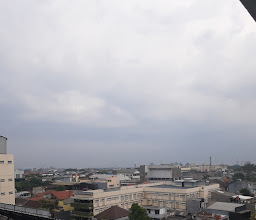 Gedung Parkir Kings Shopping Centre photo