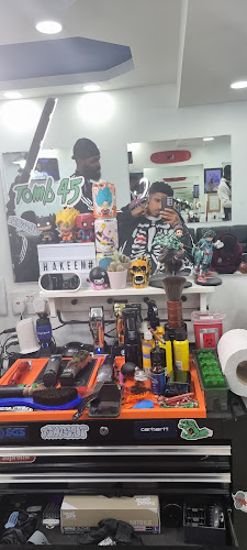 Dollars Barber Shop - Barber shop