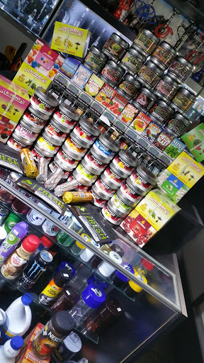Tobacco Shop «Smokin Spades Premier Smoke and Vapor Shop», reviews and photos, 11180 W Flagler St #7, Miami, FL 33174, USA