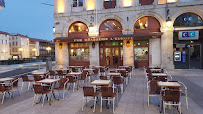 Atmosphère du Restaurant Brasserie de l' Europe à Castres - n°1