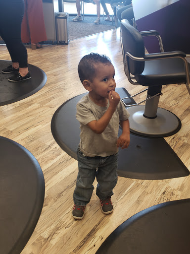 Hair Salon «Great Clips», reviews and photos, 440 Elkhorn Blvd #9, Rio Linda, CA 95673, USA