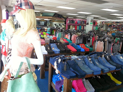 Clothing Store «Tiger Lily Apparel», reviews and photos, 64 State St, Orem, UT 84058, USA