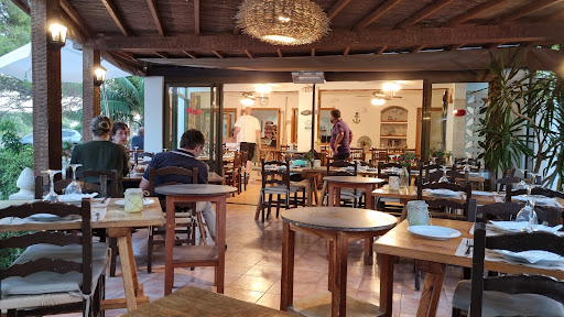 RESTAURANTE POU D'ES LLEÓ en Pou Des Lleó