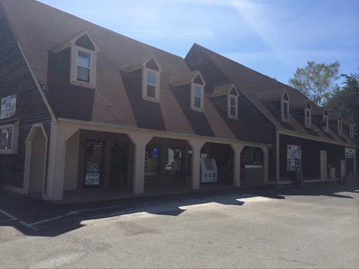 Liquor Store «Temple Liquors Inc», reviews and photos, 42 Temple St, Whitman, MA 02382, USA