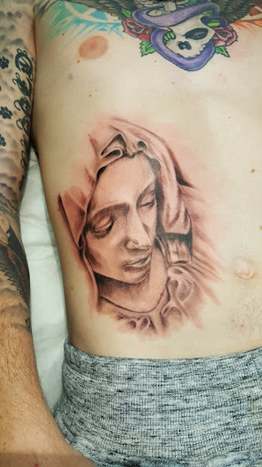 Tattoo Shop «Lost Soul Tattoo & Piercing», reviews and photos, 2609 Wilmington Pike, Dayton, OH 45419, USA