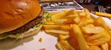 Hamburger du Restaurant de grillades Poivre Rouge à Bollène - n°3