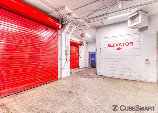 Self-Storage Facility «CubeSmart Self Storage», reviews and photos, 138-54 94th Ave, Jamaica, NY 11435, USA