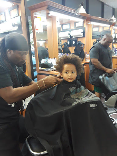 Barber Shop «Cut N Corners Barbershop», reviews and photos, 8901 Pembroke Rd, Pembroke Pines, FL 33025, USA