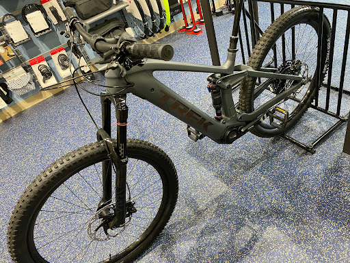 Bicycle Store «Trek Bicycles of Raleigh», reviews and photos, 10911 Raven Ridge Rd # 107, Raleigh, NC 27614, USA