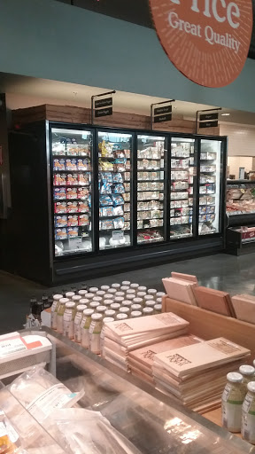 Grocery Store «Whole Foods Market», reviews and photos, 5 Sugar Hollow Rd, Danbury, CT 06810, USA