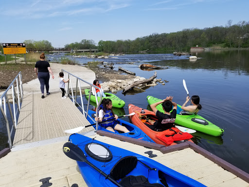 Park «Bicentennial Riverfront Park», reviews and photos, 301 E Hydraulic St, Yorkville, IL 60560, USA