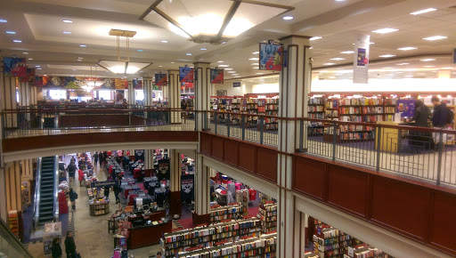 Book Store «University of Pennsylvania Bookstore», reviews and photos, 3601 Walnut St, Philadelphia, PA 19104, USA