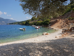 Kakogilos beach'in fotoğrafı küçük koy ile birlikte