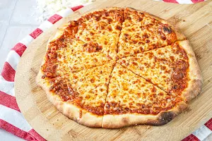 The Artisan Slice by Burgs & Brochettes image