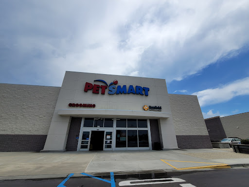 Pet Supply Store «PetSmart», reviews and photos, 290 Town Center Pkwy, Slidell, LA 70458, USA