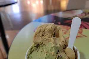 Ferretti "gelato e caffe" image