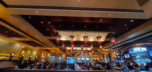 Shopping Mall «Walt Whitman Shops», reviews and photos, 160 Walt Whitman Rd, Huntington Station, NY 11746, USA