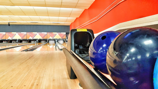 Bowling Alley «AMF Gulf Gate Lanes», reviews and photos, 7221 S Tamiami Trail, Sarasota, FL 34231, USA