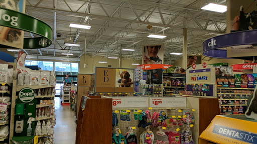 Pet Supply Store «PetSmart», reviews and photos, 208 Mariner Way, Biddeford, ME 04005, USA