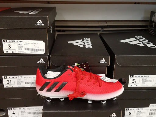 Sporting Goods Store «Stateline Sports», reviews and photos, 22 Bridge St, West Lebanon, NH 03784, USA