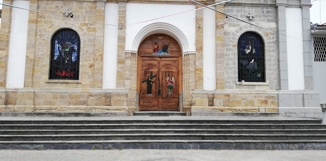 Opiniones de Iglesia Católica San Miguel de Porotos en Azogues - Iglesia