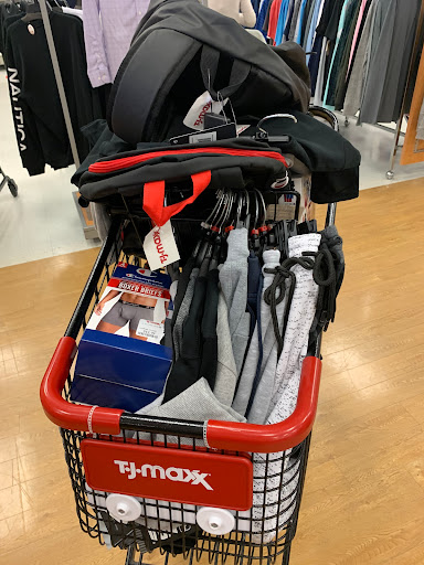 Department Store «T.J. Maxx», reviews and photos, 444 State Rd, North Dartmouth, MA 02747, USA