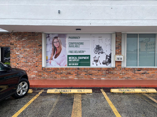 Pharmacy «Locatel Medical Equipment & Pharmacy - Miami», reviews and photos, 8508 SW 40th St, Miami, FL 33155, USA