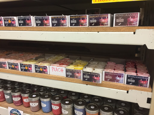 Grocery Store «Town & Country Foods», reviews and photos, 219 N 19th Ave, Bozeman, MT 59718, USA