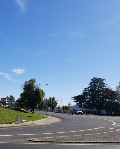 Tire Shop «Les Schwab Tire Center», reviews and photos, 5998 Lindhurst Ave, Marysville, CA 95901, USA